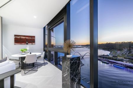 Luxury Living at The Towers, Elizabeth Quay! - Photo 4