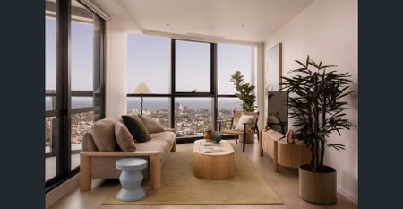 HIGH FLOOR. PREMIUM FINISHES. THIS IS THE ONE. - Photo 2
