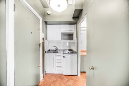 Hallam Street Marylebone W1W - Photo 3