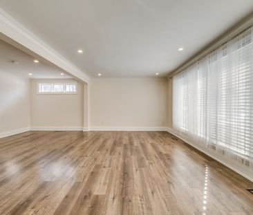 For Lease - 91 Ravenscrest Drive Unit# Upper, Toronto, Ontario - Photo 4