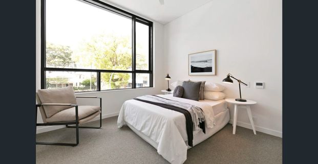Contemporary Living in the Heart of Randwick - Photo 1