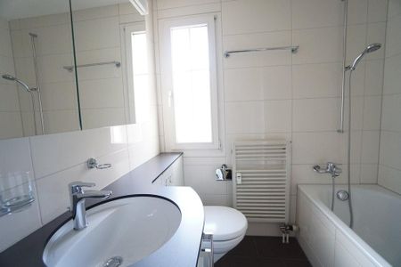 3.5-Zimmerwohnung in charmantem Mehrfamilienhaus - Photo 4
