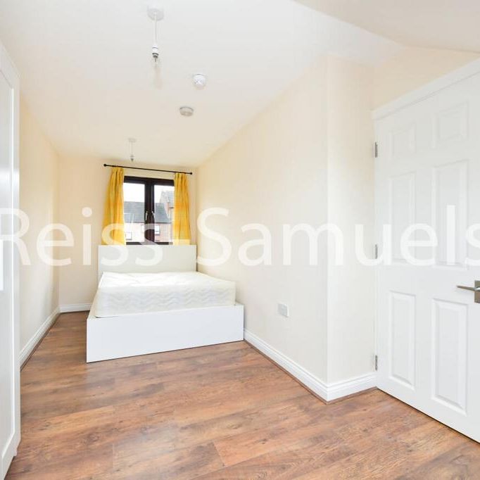 3 bedroom apartment to rent - Photo 1