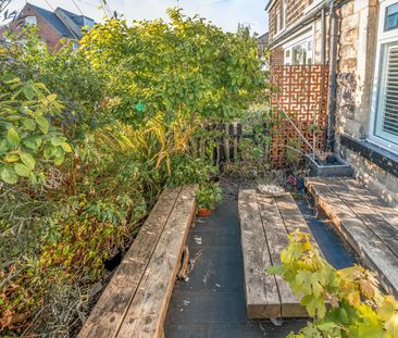 3 bedroom terraced property to rent - Photo 3