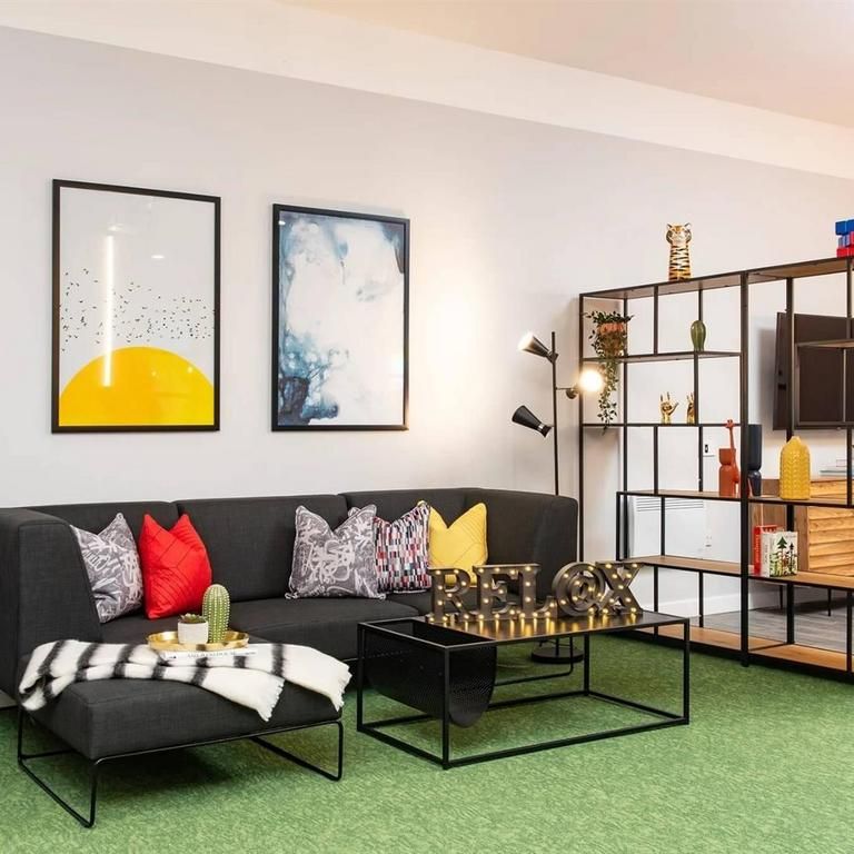 1 bedroom in a flat share to rent - Photo 1
