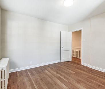 For Lease - 220 Millwood Road Unit# Main, Toronto, Ontario - Photo 1