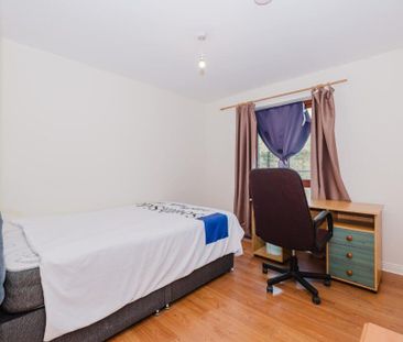 2 bedroom flat to rent - Photo 6