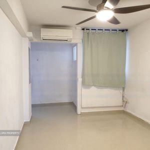 Tampines Street 42 (Tampines), HDB 2 Rooms - For Rent - Photo 3