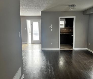 For Lease - 9 Admiral Crescent, Essa, Ontario - Photo 1