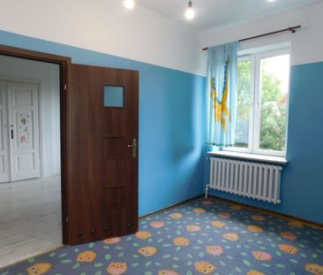 Budynek usługowo - mieszkalny - Zdjęcie 3