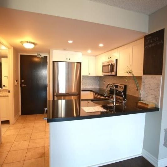 For Lease - 8 Park Road Unit# 2108, Toronto, Ontario - Photo 1