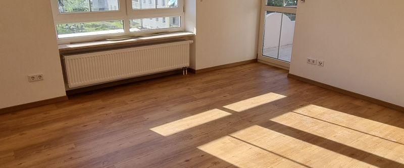 TOP: 2 Zimmer-Wohnung mit super Raumaufteilung und Balkon! - Photo 1