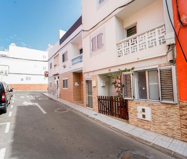 Apartment to rent in Arguineguín Casco, Gran Canaria - Photo 1