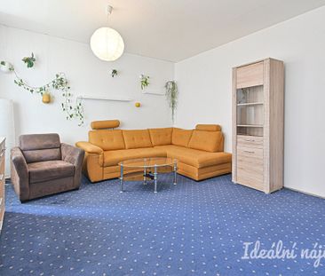 Pronájem bytu 3+1 72 m² - Fotografie 3