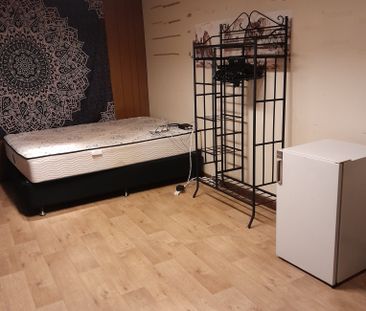 Holden Hill - Photo 2