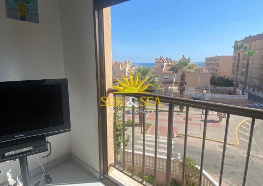 1 BEDROOM APARTMENT - GUARDAMAR DEL SEGURA