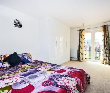 5 bedroom semi-detached house to rent - Photo 6