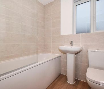 4 bedroom townhouse to rent - Photo 6