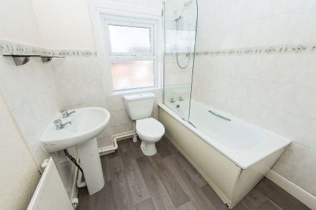 Claremont Villas, Hyde Park, Leeds - Photo 3