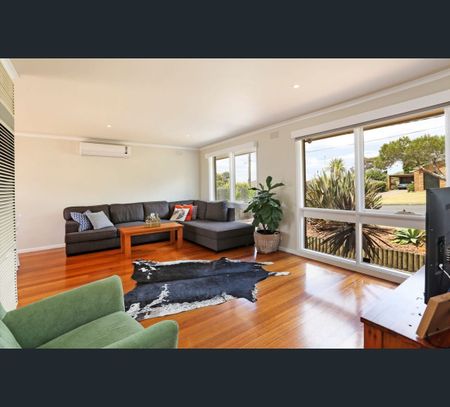 7 Mountbatten Street, Grovedale, Vic 3216 - Photo 2