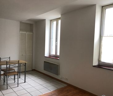 Location Appartement 1 pièce 27m² - Photo 2