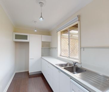 11 Corlette Street, Cooks Hill NSW 2300 - Photo 5
