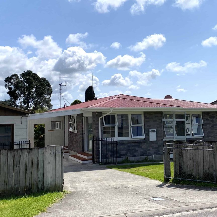 Tidy and cosy 3 bedroom house - Photo 1
