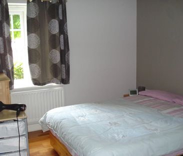 2 Bed Flat, Seaton Square, NW7 - Photo 4
