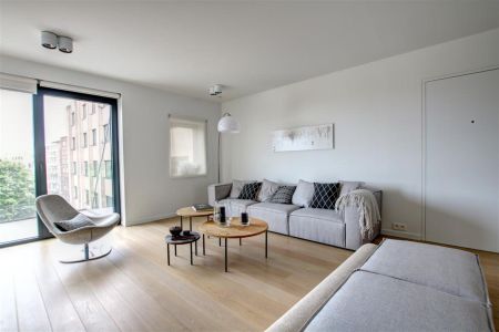 Flat - for rent - Photo 2
