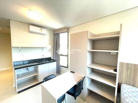 Studio com 1 quarto e 25m² para alugar em Trindade, Florianópolis. - Foto 5