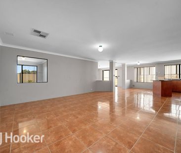 4x2x2 with TV Room - Photo 4