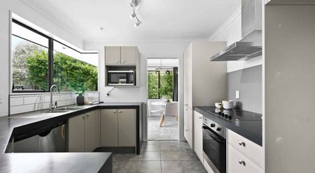 Quiet & Spacious 4-BR Home in St James - Photo 4