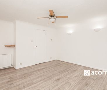 Owen Walk, London, SE20 - Photo 1