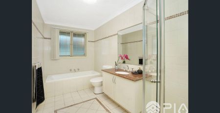 Spacious Family Home in a Quiet Carlingford Cul-de-Sac - Photo 5