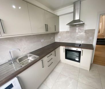 3 bedroom apartment to rent - Photo 4