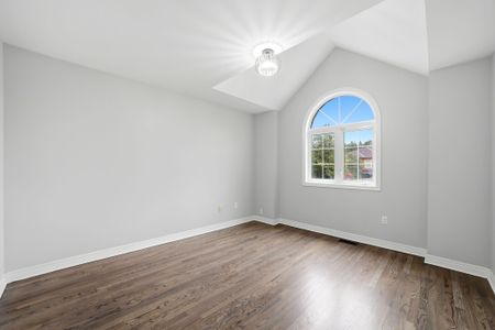 For Lease - 16 St Michele Place, Vaughan, Ontario - Photo 3
