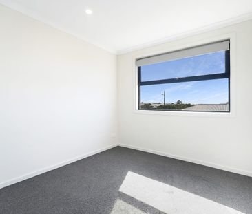 Immaculate Armstrong Creek Home - Photo 2