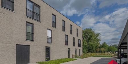 Penthouse te huur in Eeklo voor € 900 met 2 slaapkamers - Photo 2