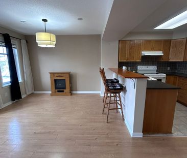 For Lease - 117 Keltie Private Unit# 5, Barrhaven, Ontario - Photo 3
