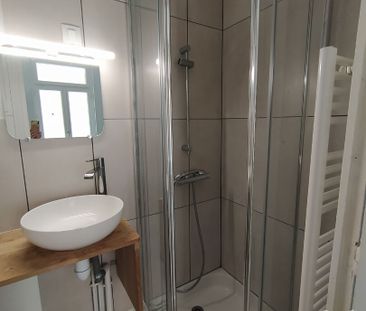 Studio meublé – Secteur Centre-ville - Photo 3