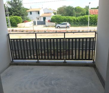 Location Appartement 1 pièce 23m² ROYAN 17200 - Photo 3