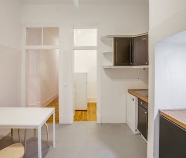 Calçada do Marquês de Abrantes, Lisbon, Lisbon 1200-163 - Photo 3