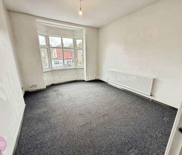 London Road, Westcliff On Sea, SS0 - Photo 2