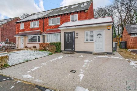 Gosden Hill Road, Guildford, GU4 - Photo 5