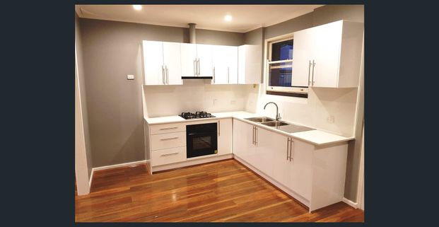 Spacious, Stylish & Move-In Ready Family Home - Photo 1