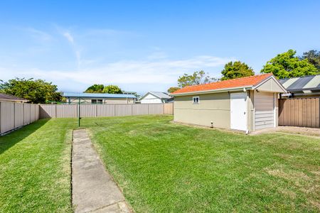 Freshly Renovated Home in Ideal Engadine Location - Photo 3