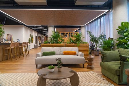 Silver Studio - Photo 3