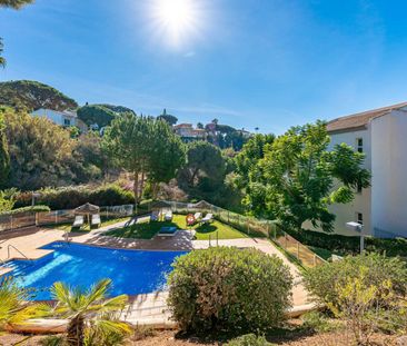 Middle Floor Apartment in Elviria - Photo 5