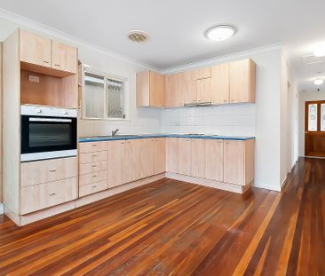 Welcome to 99 Frangipani Street, Inala! - Photo 2