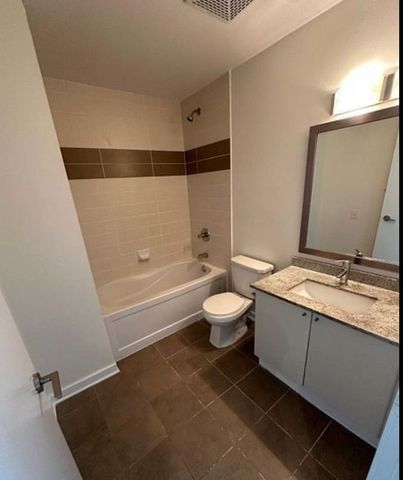 For Lease - 33 Bay Street Unit# 3013, Toronto, Ontario - Photo 2